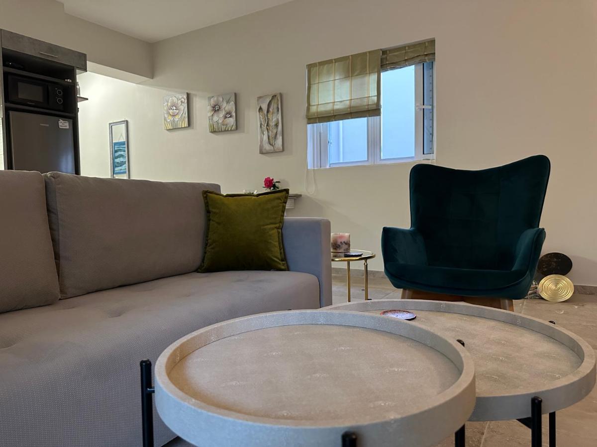 Apartment Alpha 4