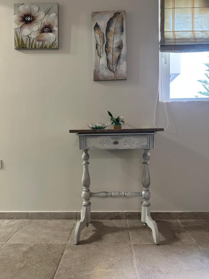 Apartment Alpha 4 *
